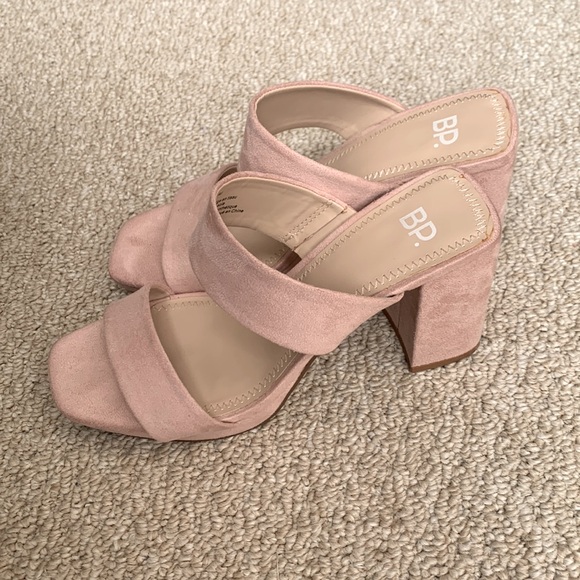 BP (Nordstrom Brand) KARLY PLATFORM SLIDE SANDAL IN BLUSH SUEDE - Picture 2 of 4